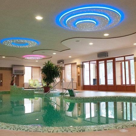 Appartamento Bornemisza Kuria Tiszabecs Esterno foto