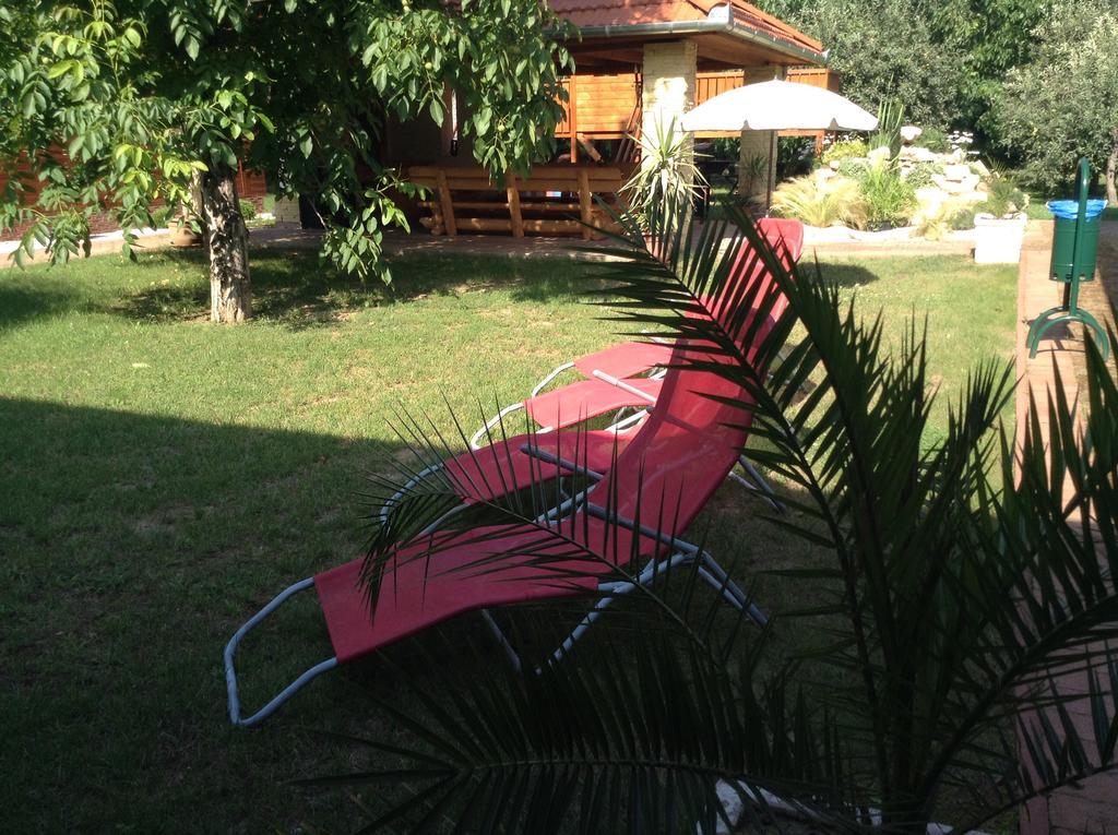 Appartamento Bornemisza Kuria Tiszabecs Esterno foto