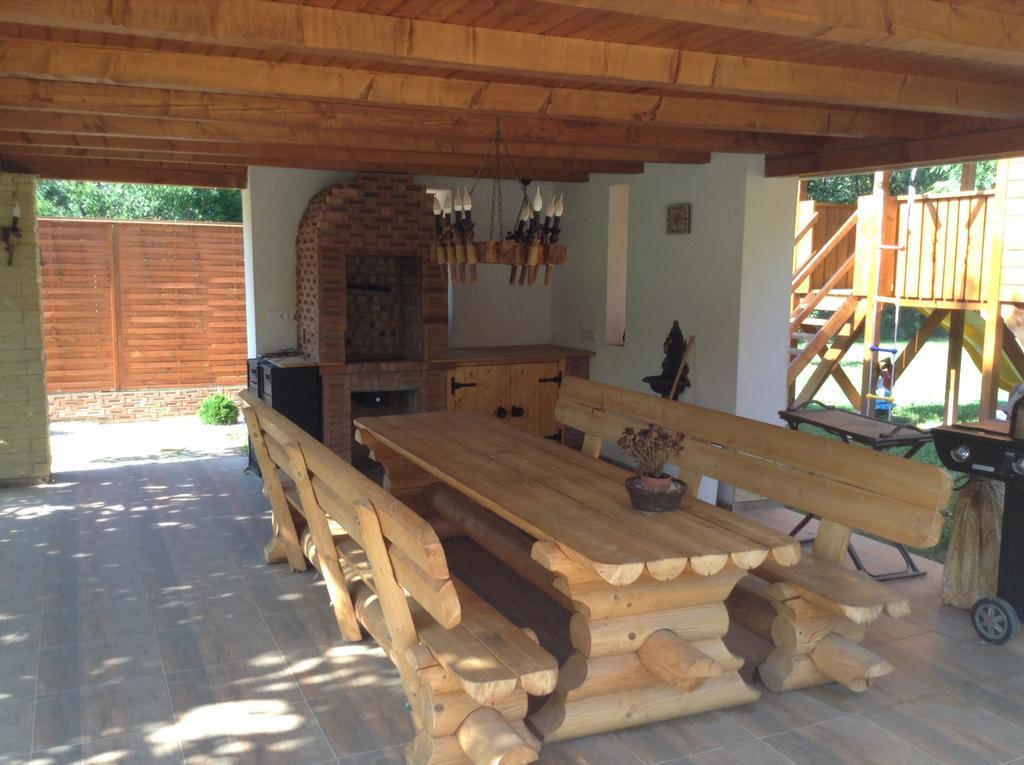 Appartamento Bornemisza Kuria Tiszabecs Esterno foto