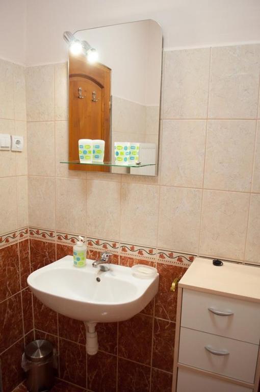 Appartamento Bornemisza Kuria Tiszabecs Esterno foto