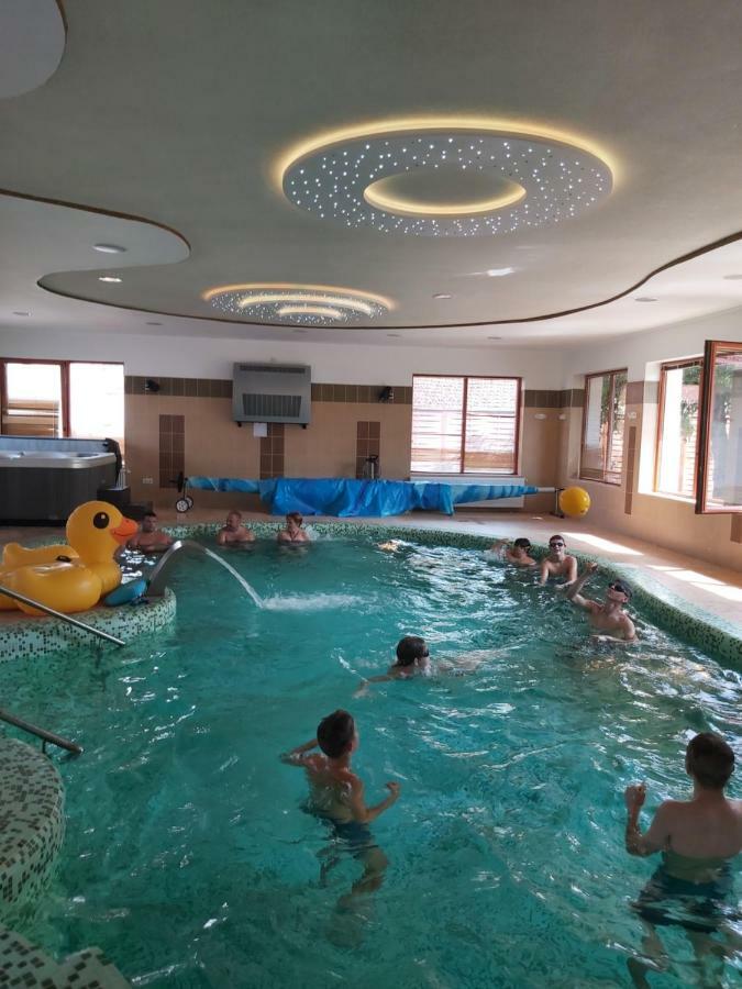 Appartamento Bornemisza Kuria Tiszabecs Esterno foto